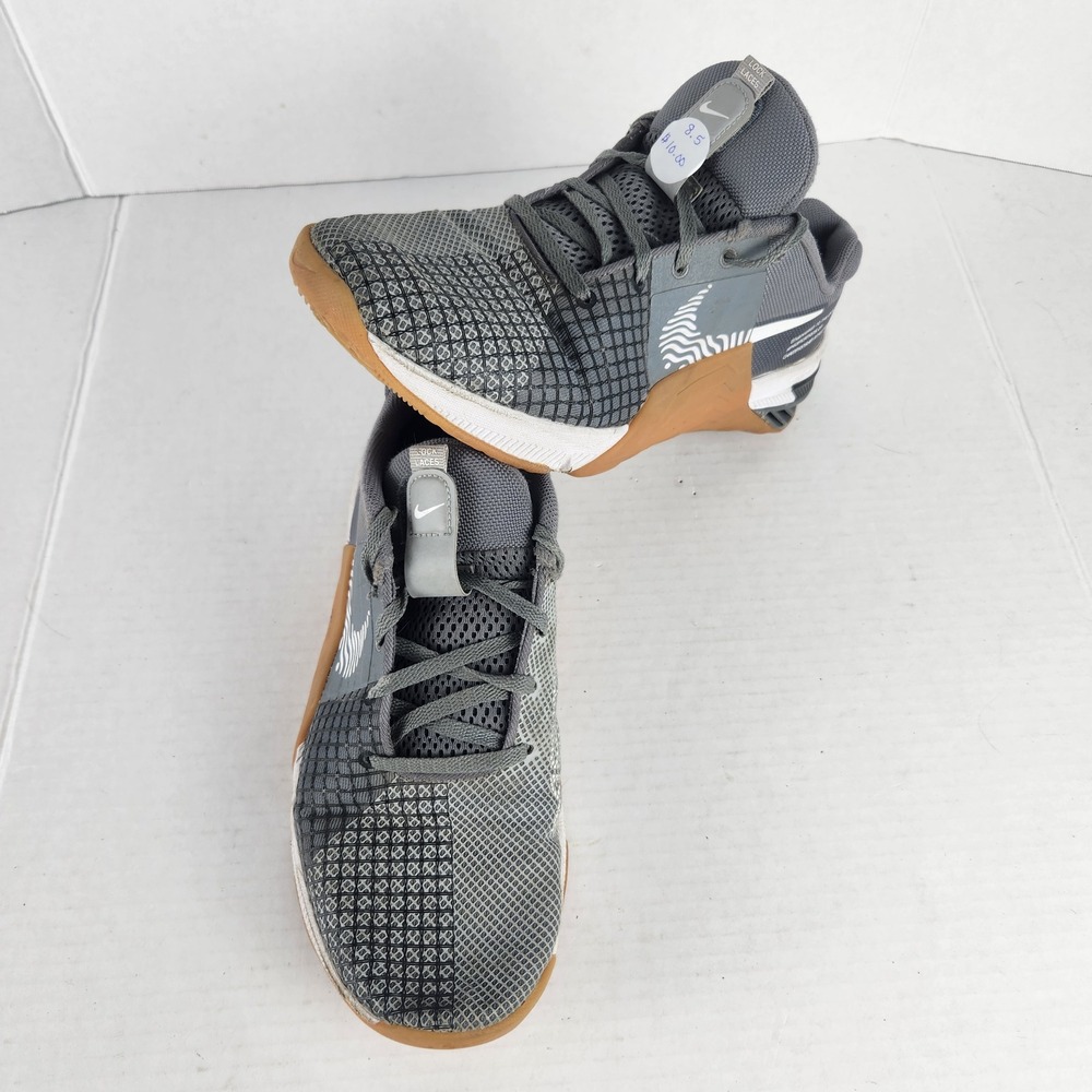 Nike Metcon 8 Training Shoes Smoke Grey Gum Brown DO9328-002 Mens 8.5